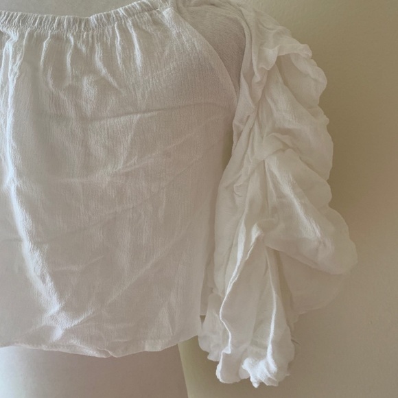 LF ruffled sleeve crop top size M NWT - Picture 12 of 15
